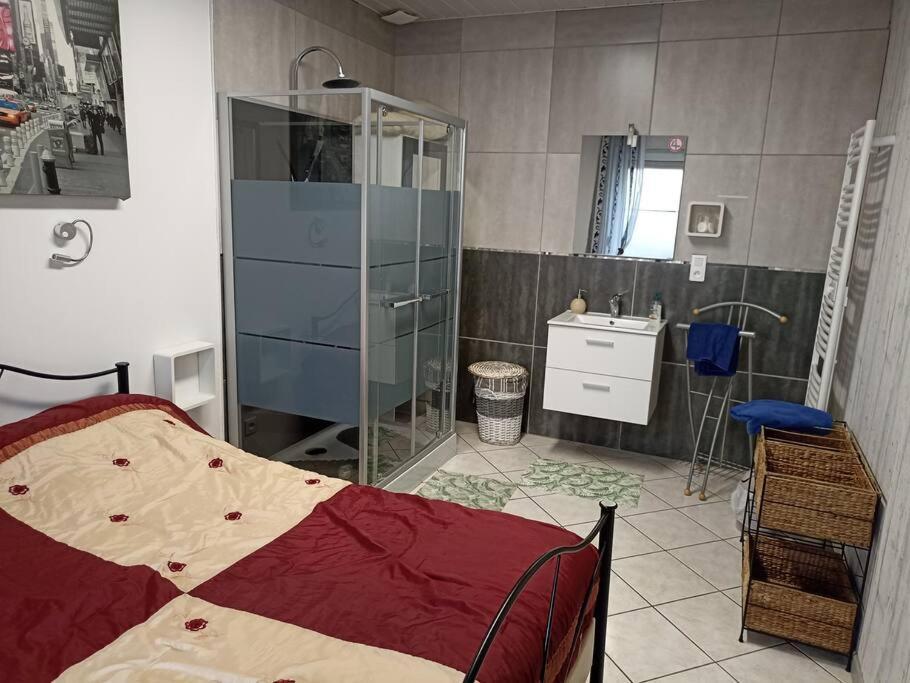 appartement de 70m2 tout équipé Hargarten-aux-Mines Exterior foto